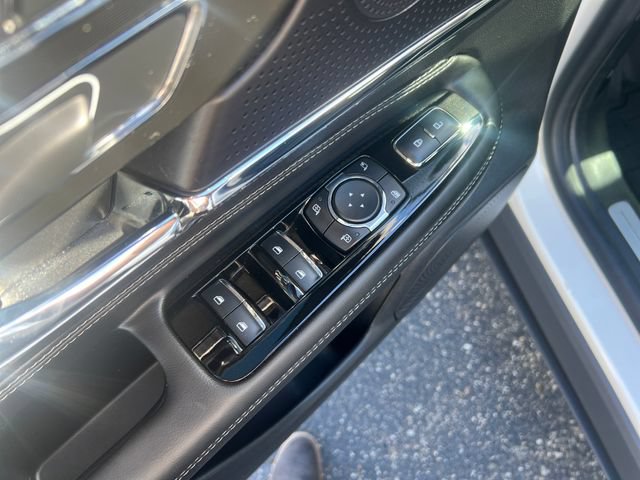 Certified 2024 Lincoln Corsair AWD w/ Equipment Group 101A image 15