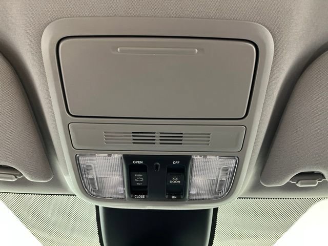 Used 2024 Honda Odyssey EX-L image 37
