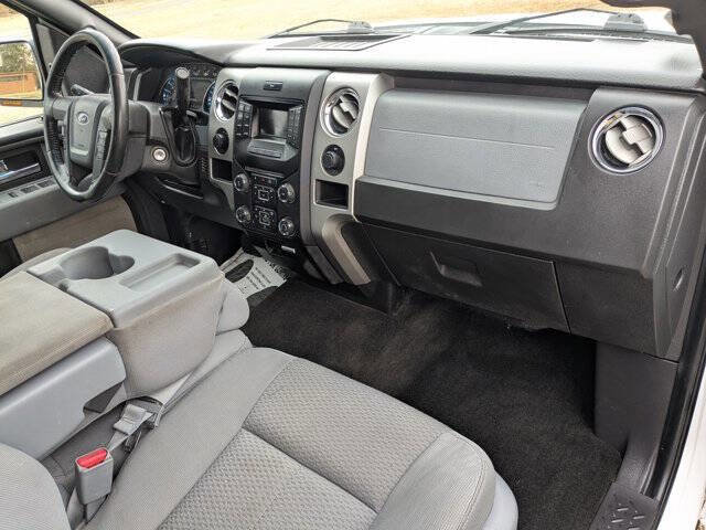 Used 2014 Ford F150 XLT w/ XLT Chrome Package image 35