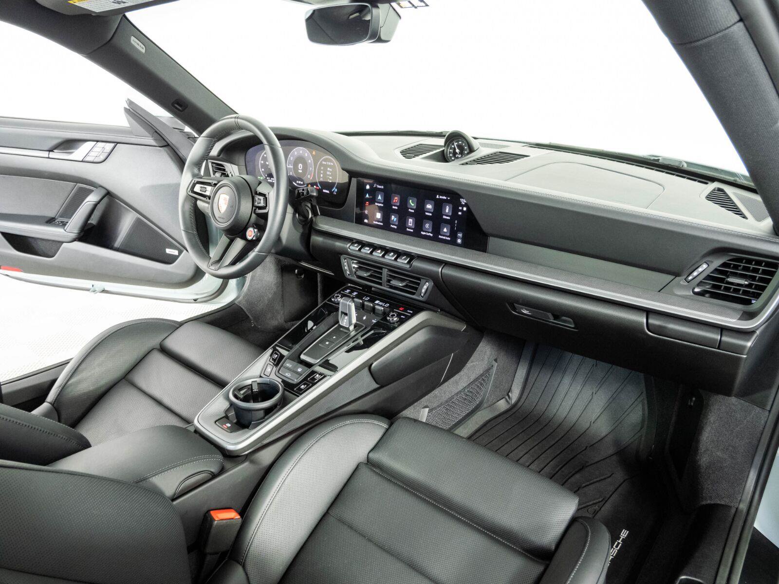 Certified 2025 Porsche 911 Carrera S RWD image 20