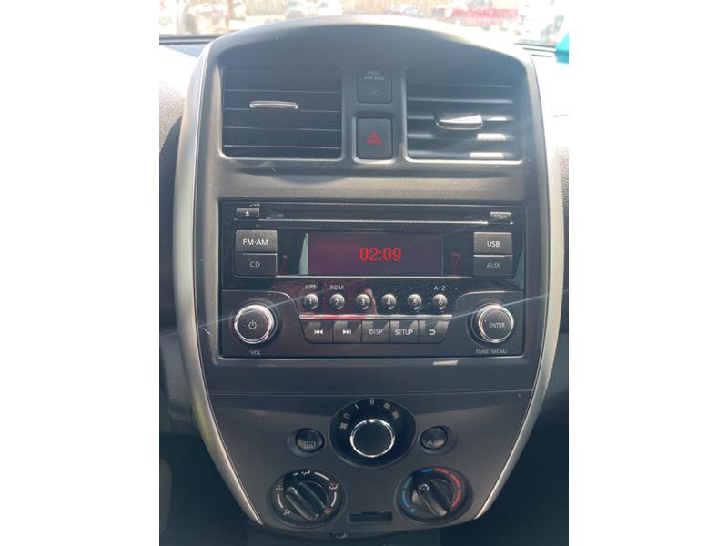 Used 2018 Nissan Versa SV FWD image 13