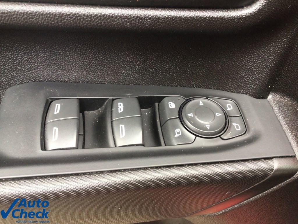 Used 2024 Chevrolet Silverado 2500 Custom w/ Custom Value Package image 12