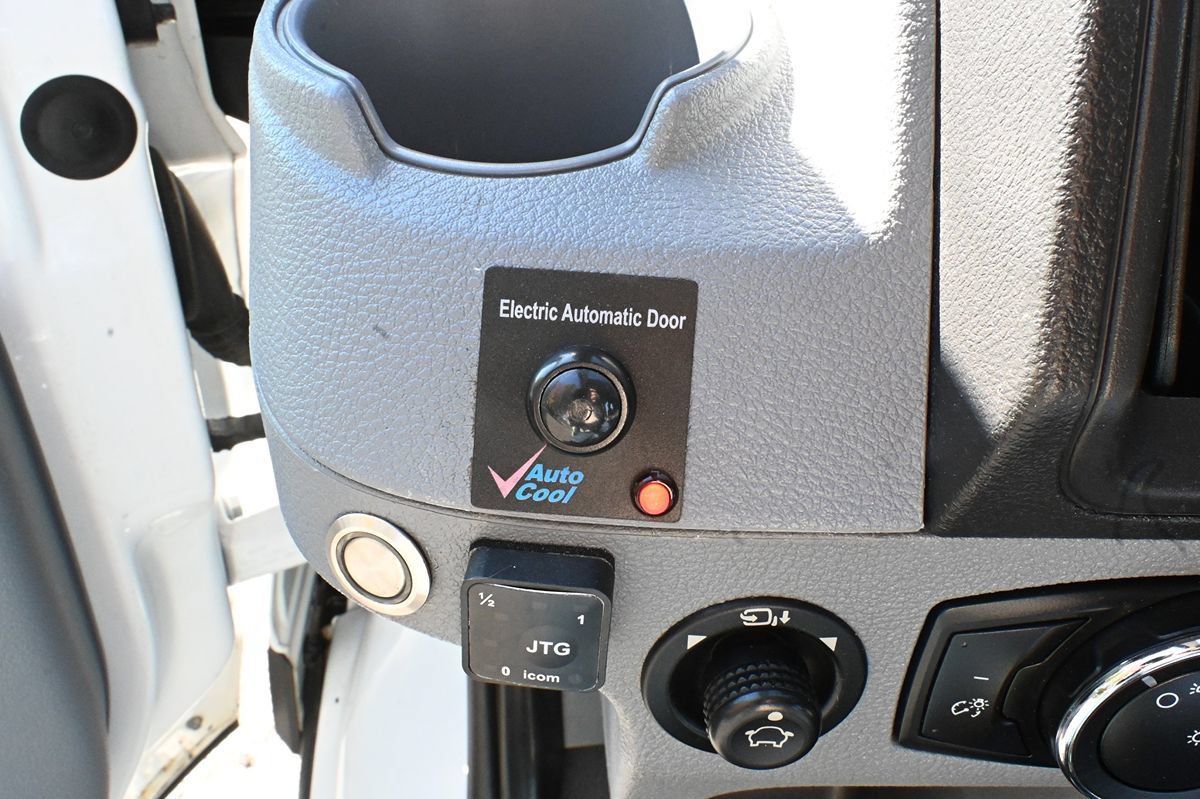 Used 2019 Ford Transit 350 XL RWD image 8
