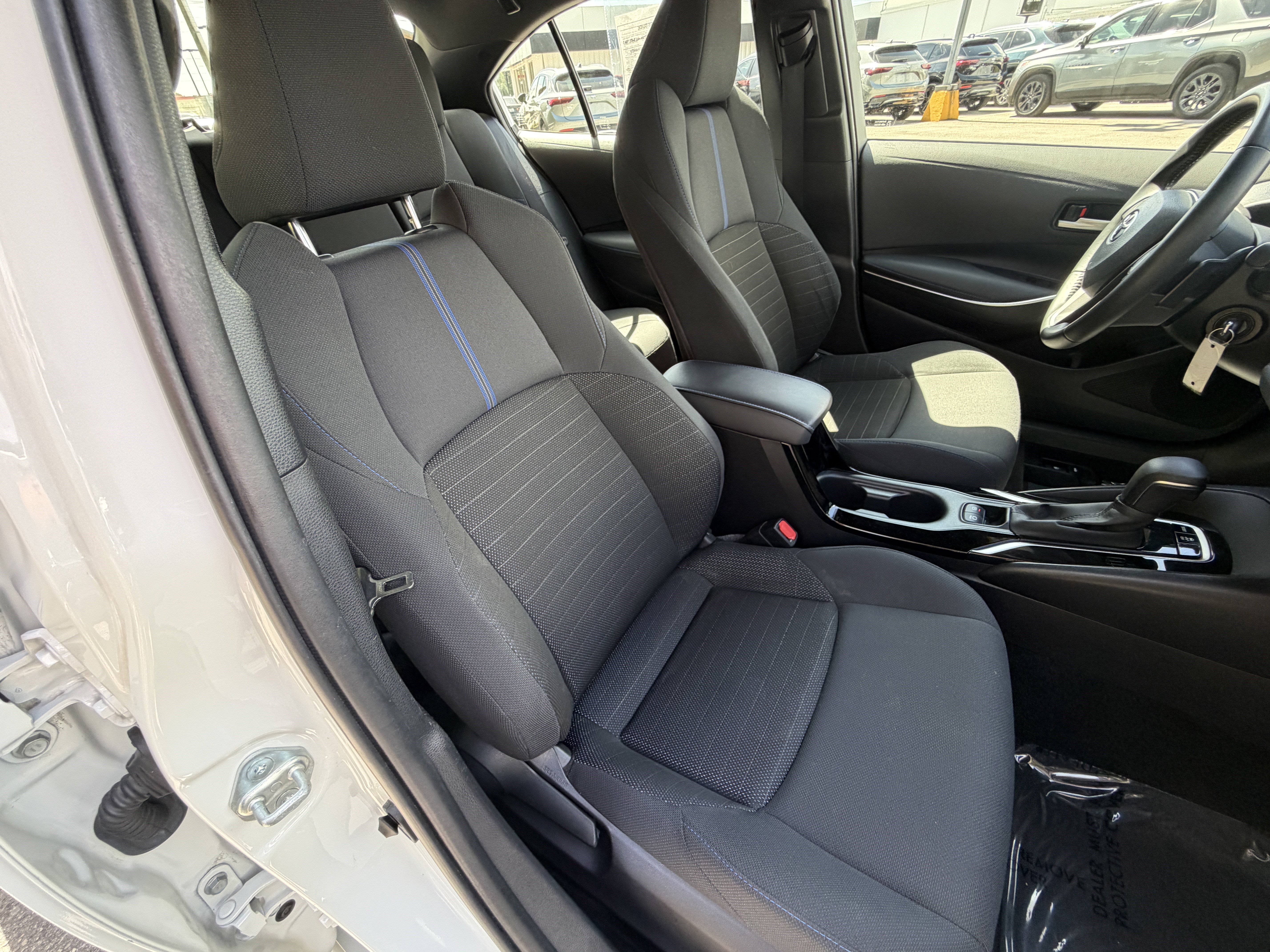 Used 2021 Toyota Corolla SE FWD image 17