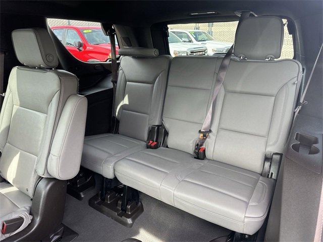 Used 2023 GMC Yukon SLT image 43