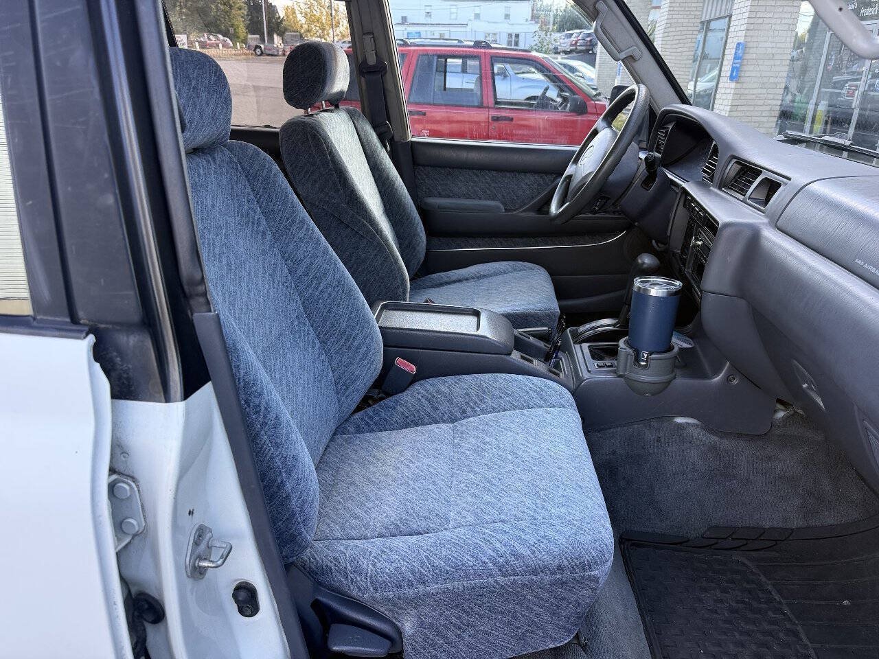 Used 1996 Toyota Land Cruiser w/ Convenience Pkg AWD/4WD image 7