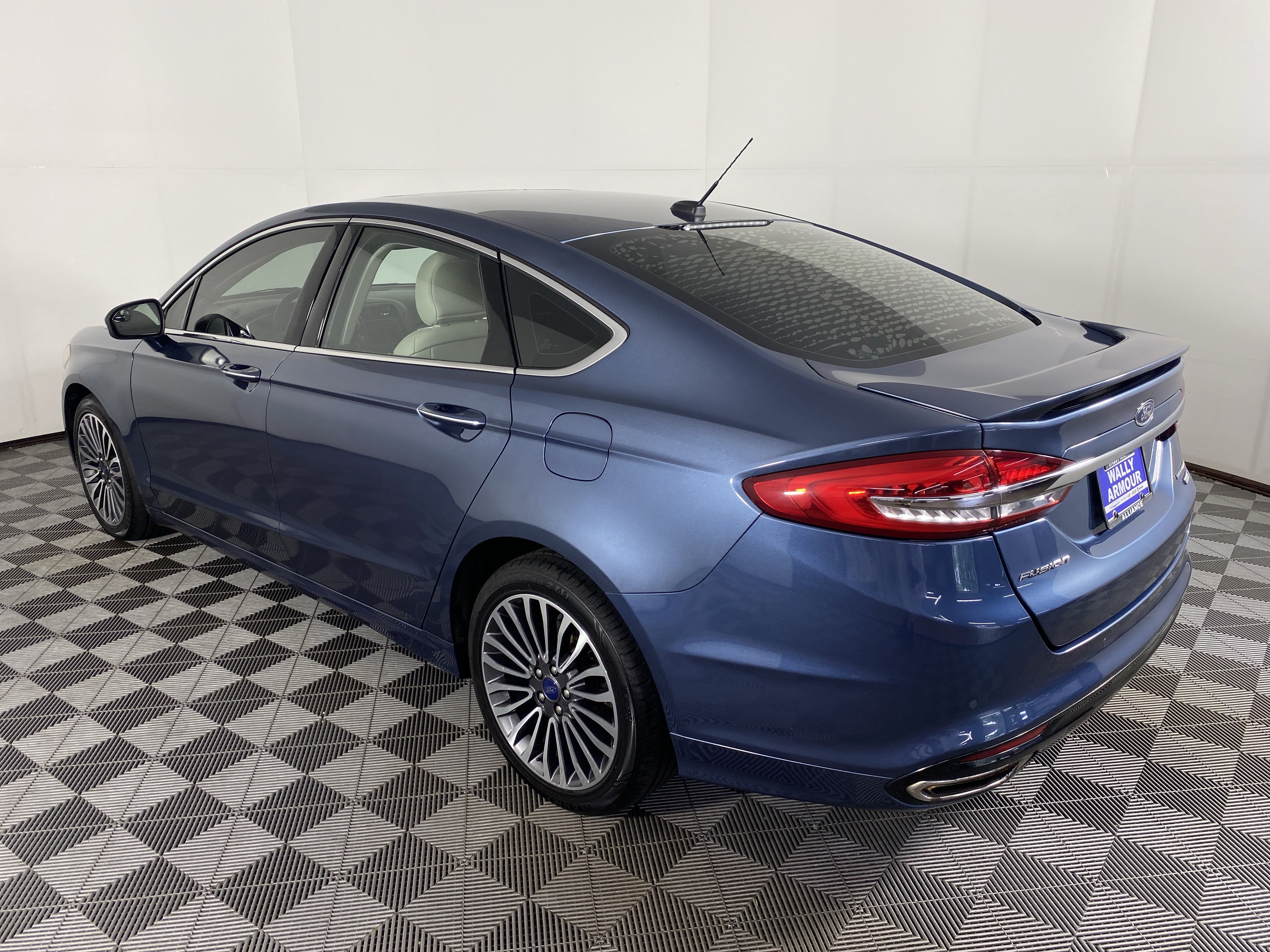 Used 2018 Ford Fusion Titanium AWD/4WD image 11