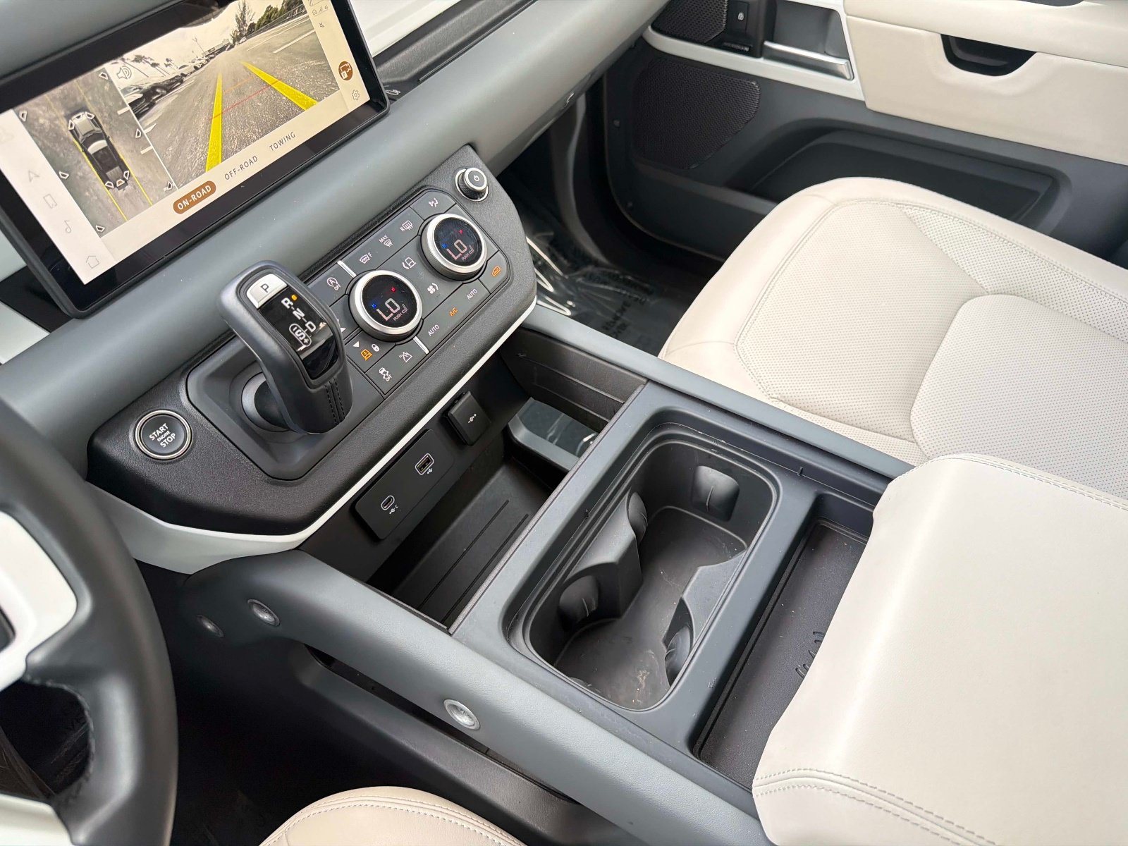Used 2024 Land Rover Defender 110 S AWD/4WD image 45