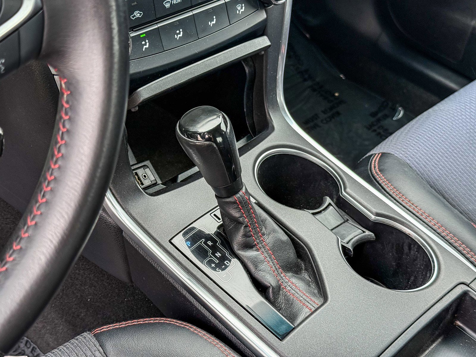 Used 2016 Toyota Camry SE image 22
