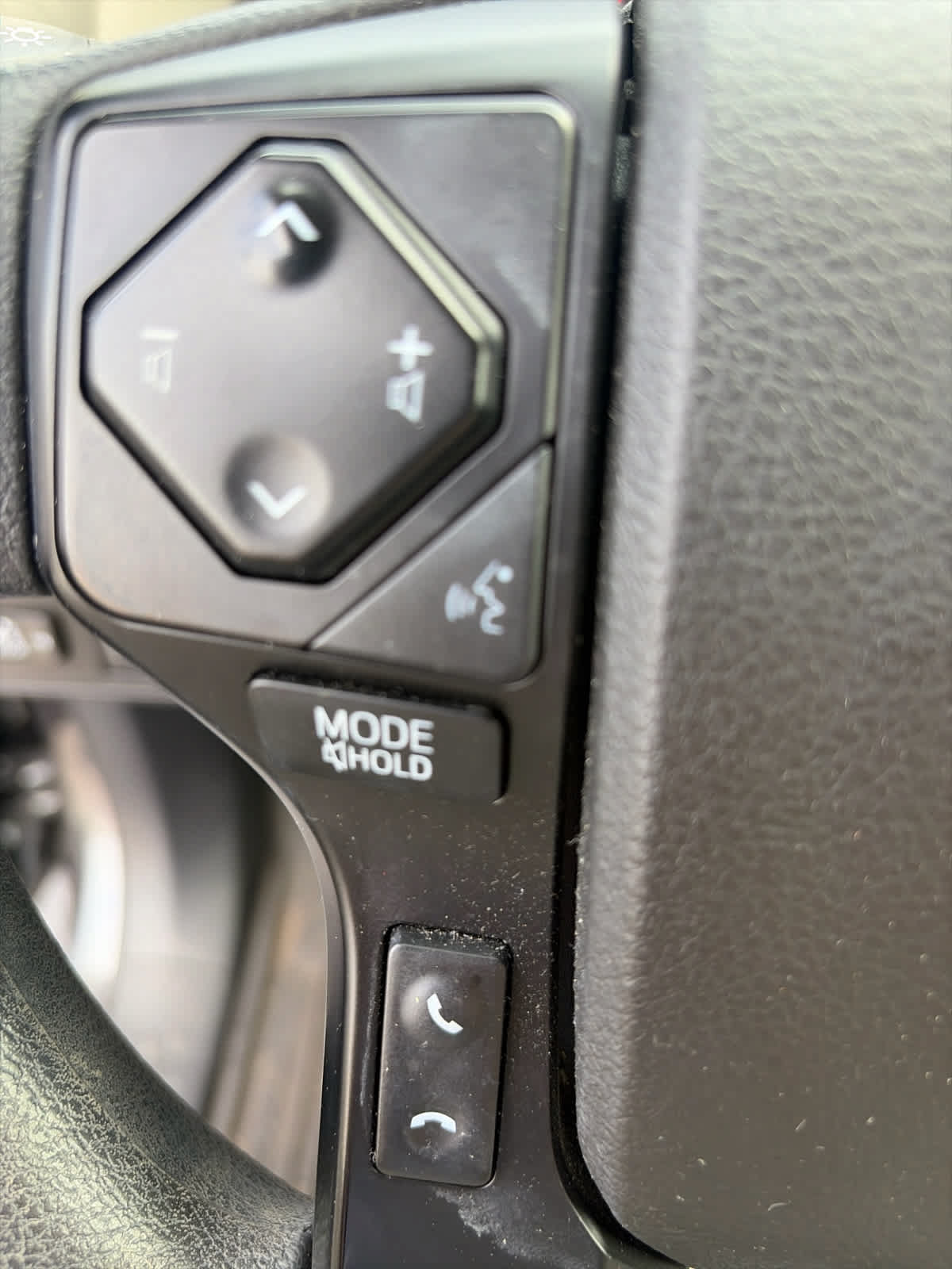 Used 2023 Toyota Tacoma SR AWD/4WD image 28