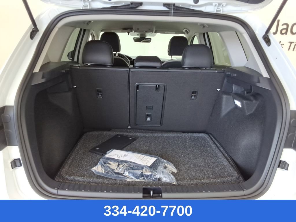 New 2025 Volkswagen Taos SE image 21