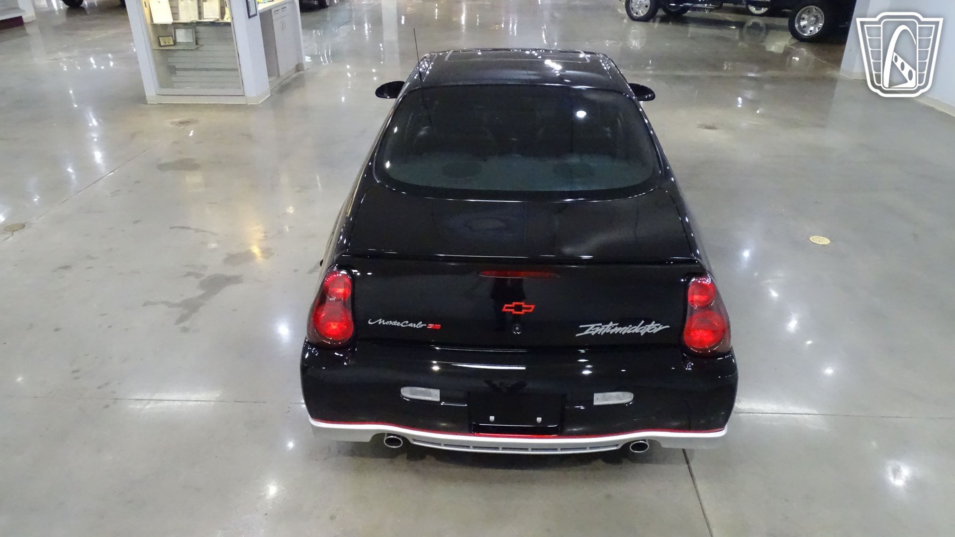 Used 2002 Chevrolet Monte Carlo SS w/ Pace Car Replica Pkg FWD image 11