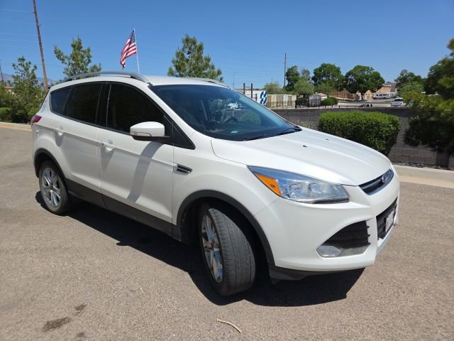 Used 2016 Ford Escape Titanium image 2