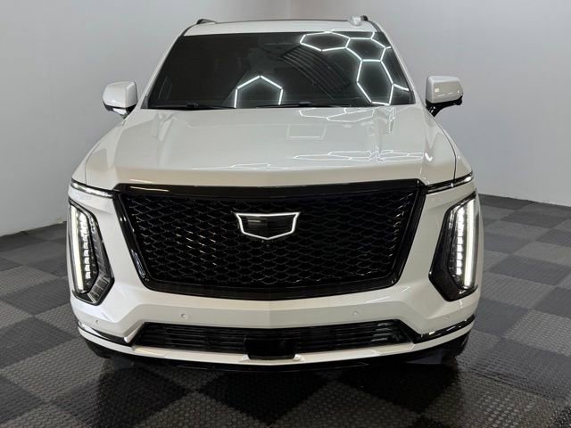 Used 2025 Cadillac Escalade Sport Platinum w/ LPO, Floor Liner Package AWD/4WD image 4