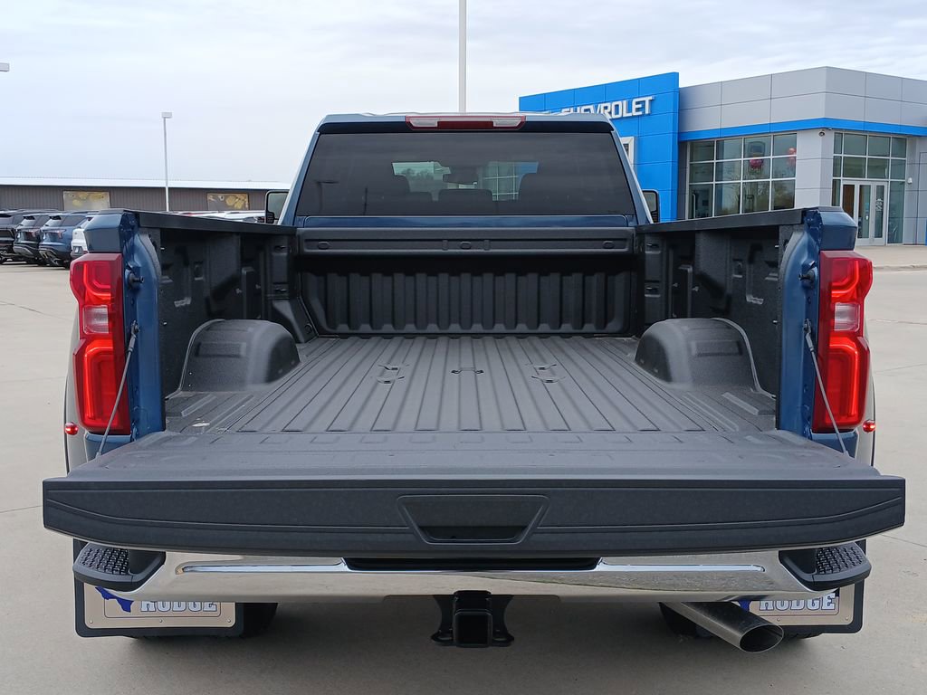 New 2026 Chevrolet Silverado 3500 W/T image 27