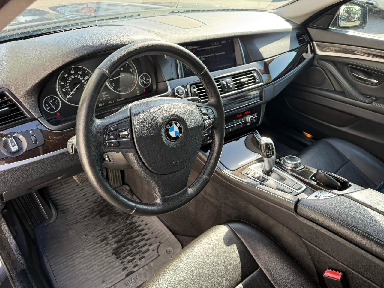 Used 2014 BMW 528i xDrive Sedan AWD/4WD image 24