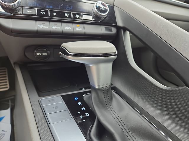 Certified 2025 Hyundai Elantra Sport image 16
