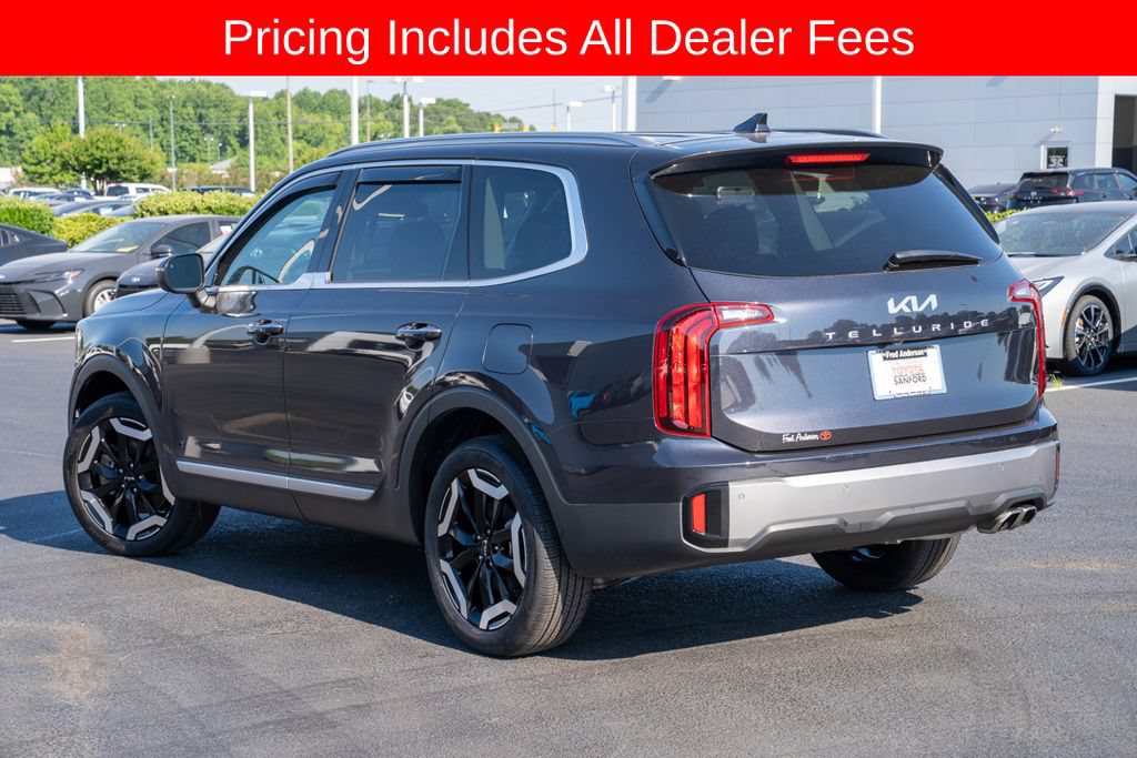 Used 2025 Kia Telluride S FWD image 3