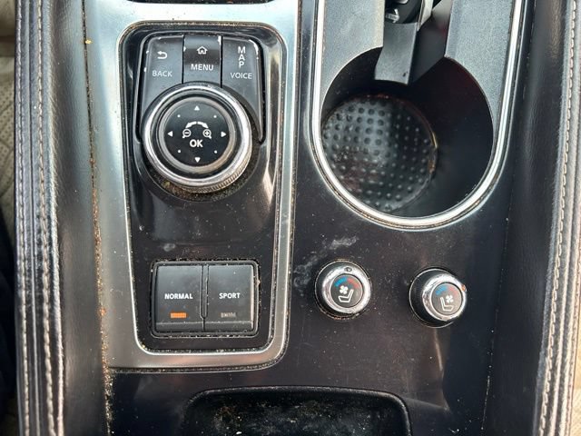 Used 2016 Nissan Maxima Platinum w/ Interior Lighting Package FWD image 26