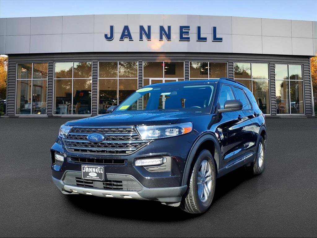 Used 2022 Ford Explorer XLT w/ Equipment Group 202A image 1