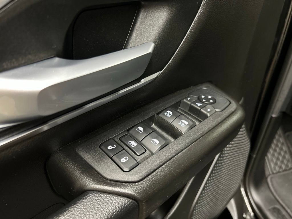 Used 2025 RAM 1500 Big Horn AWD/4WD image 26