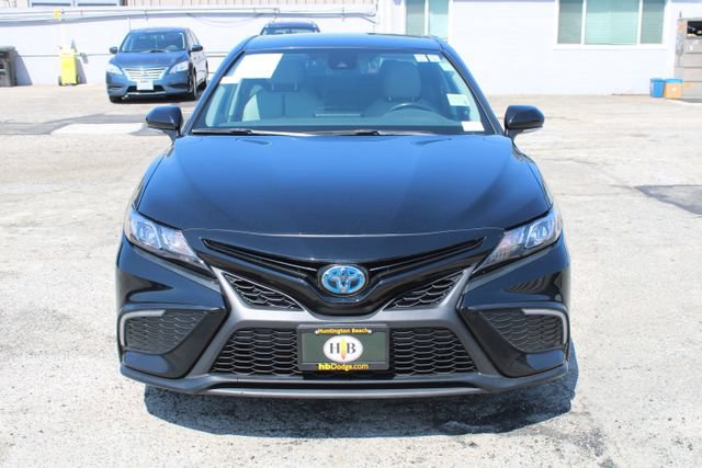 Used 2024 Toyota Camry SE FWD image 2