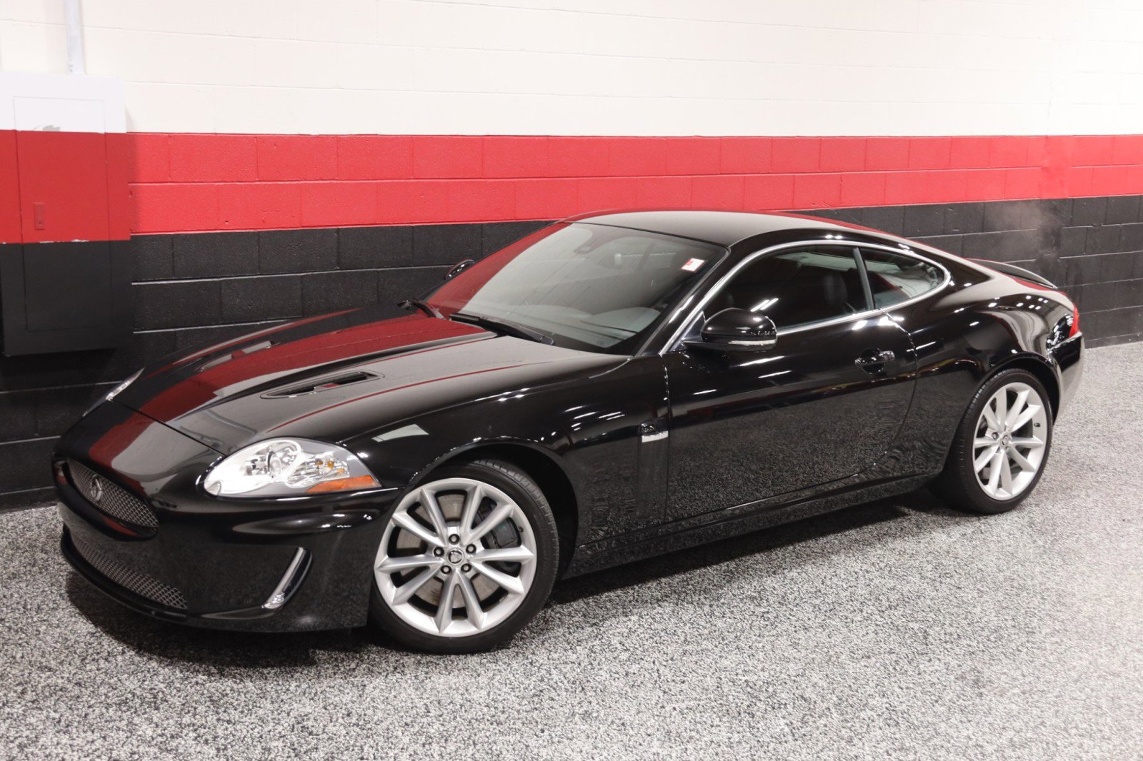Used 2011 Jaguar XKR R image 19