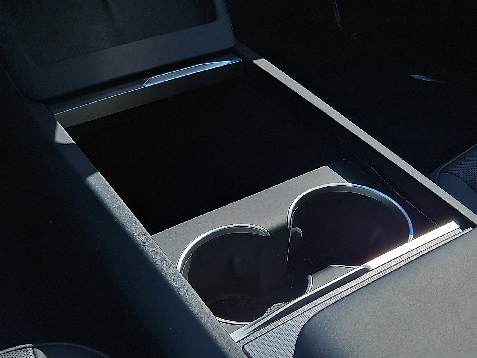 Used 2024 Tesla Model 3 Standard Range image 23