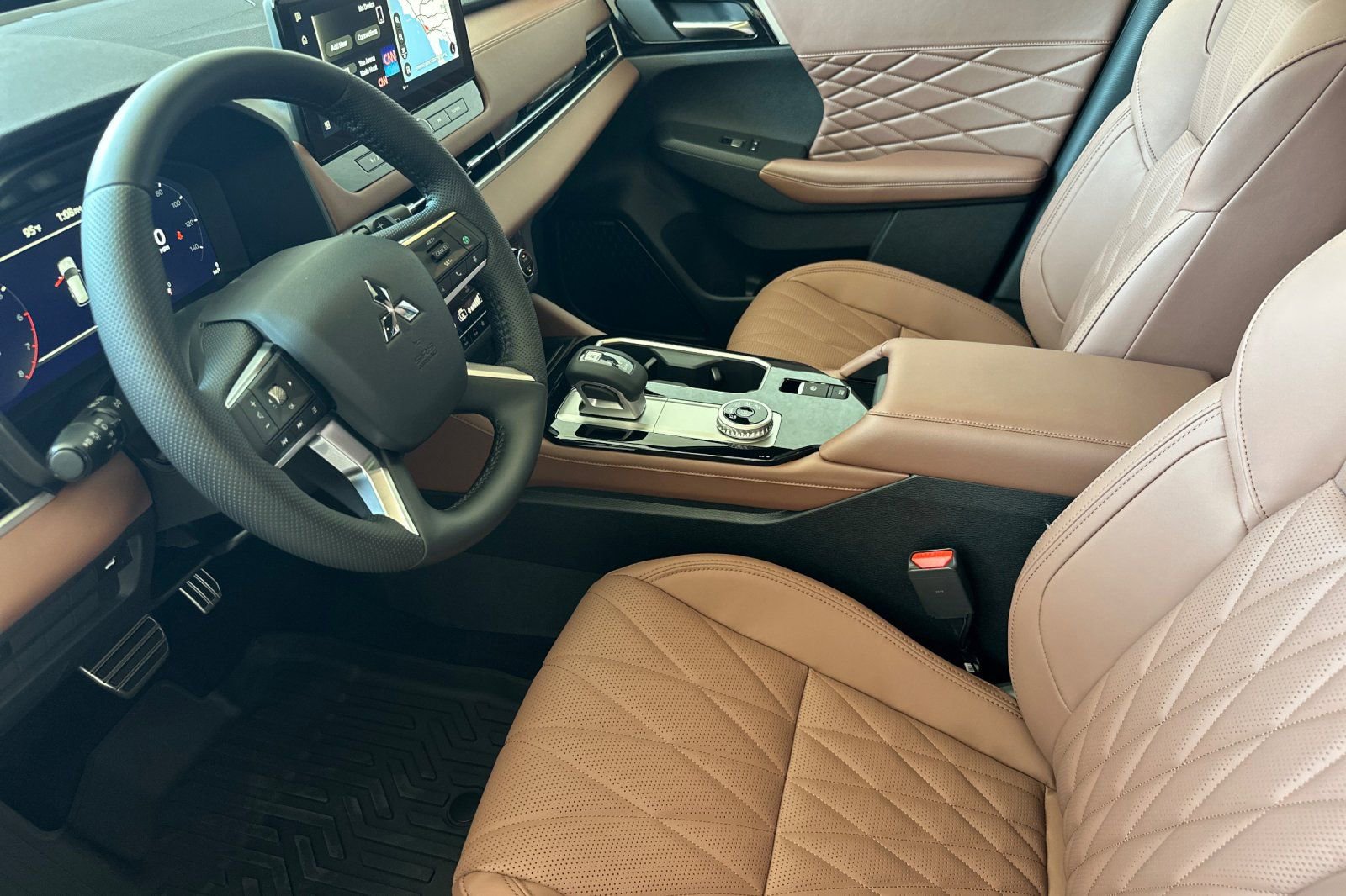 New 2025 Mitsubishi Outlander SEL image 9