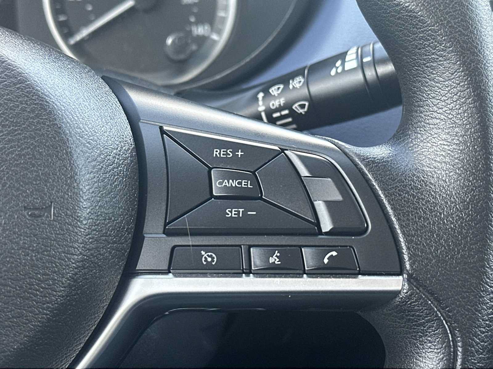 Used 2024 Nissan Versa SV FWD image 27
