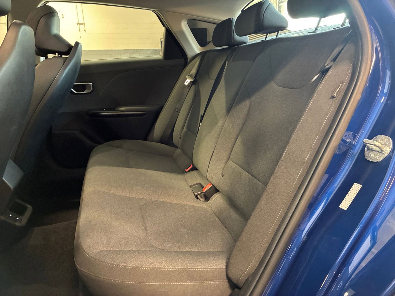 Used 2025 Kia K4 LXS image 35