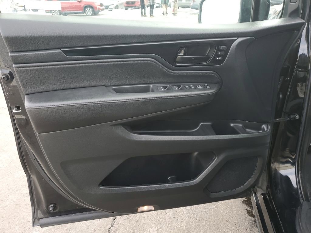 Used 2023 Honda Odyssey Elite image 33