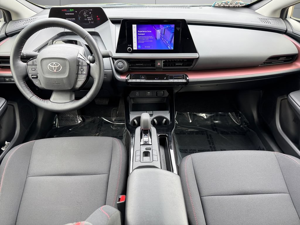 Used 2024 Toyota Prius Prime FWD image 12