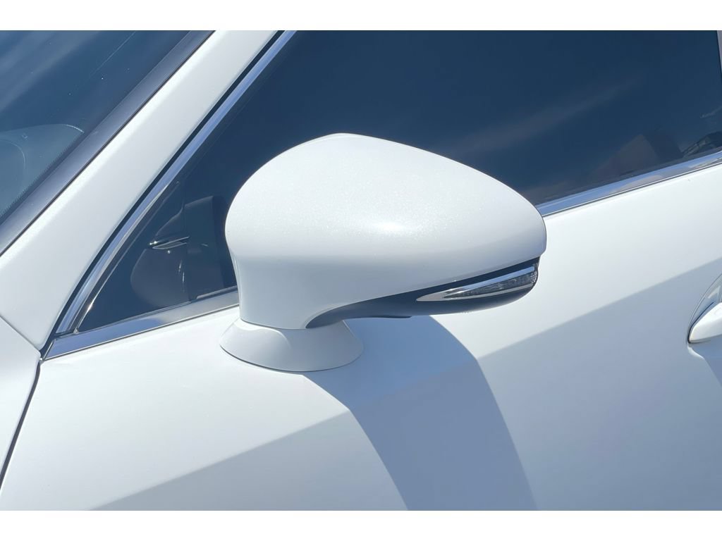 Used 2016 Lexus IS 350 w/ F Sport Package RWD image 26