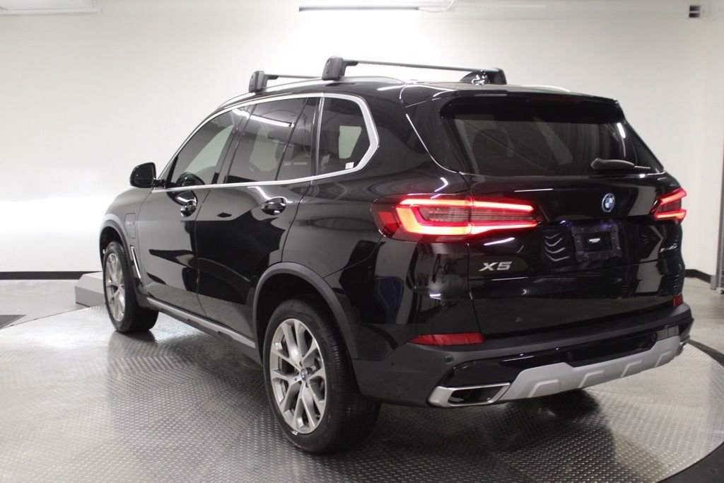 Used 2022 BMW X5 xDrive45e AWD/4WD image 2