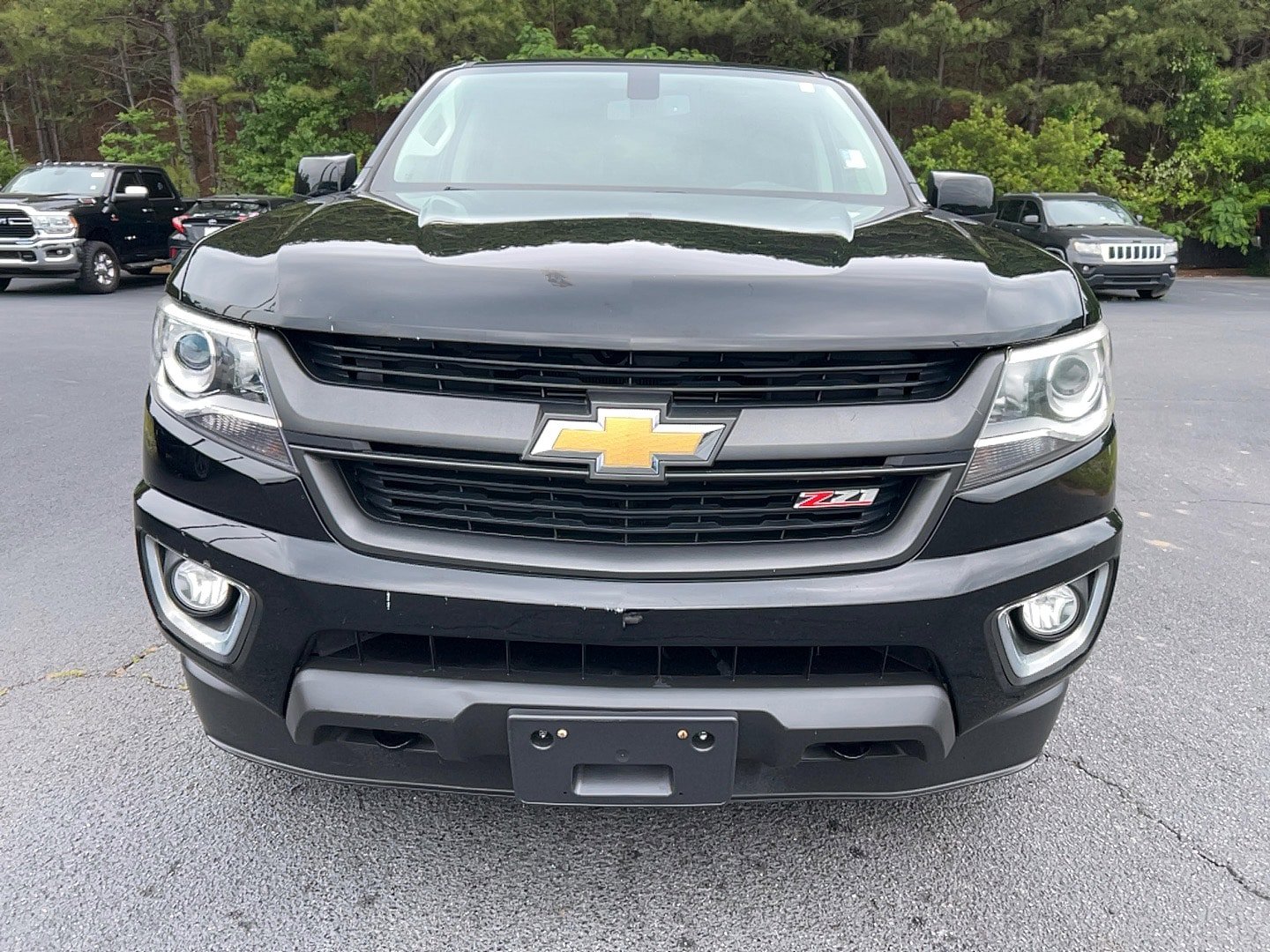 Used 2020 Chevrolet Colorado Z71 AWD/4WD image 2