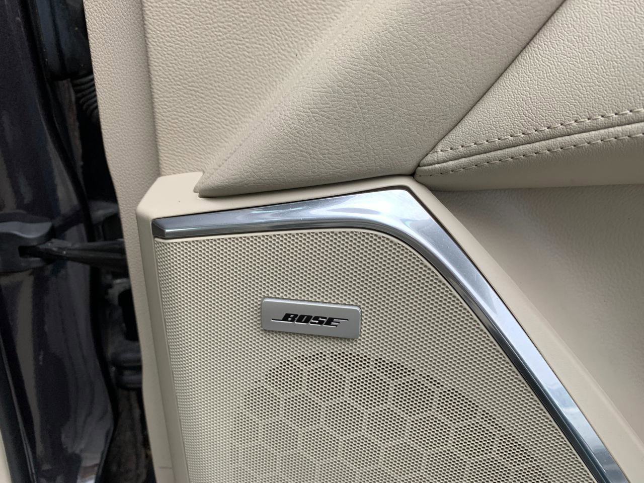 Used 2015 Cadillac Escalade ESV Premium image 48