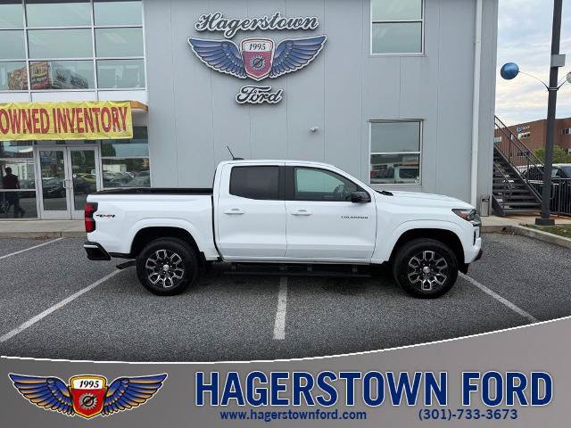 Used 2024 Chevrolet Colorado LT w/ LT Convenience Package III AWD/4WD image 1