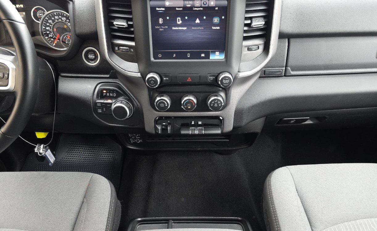 Used 2024 RAM 2500 Big Horn w/ Bed Utility Group image 9