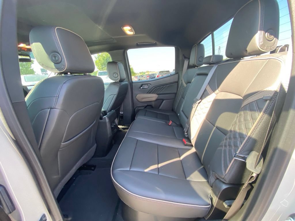 Used 2026 GMC Canyon Denali AWD/4WD image 26