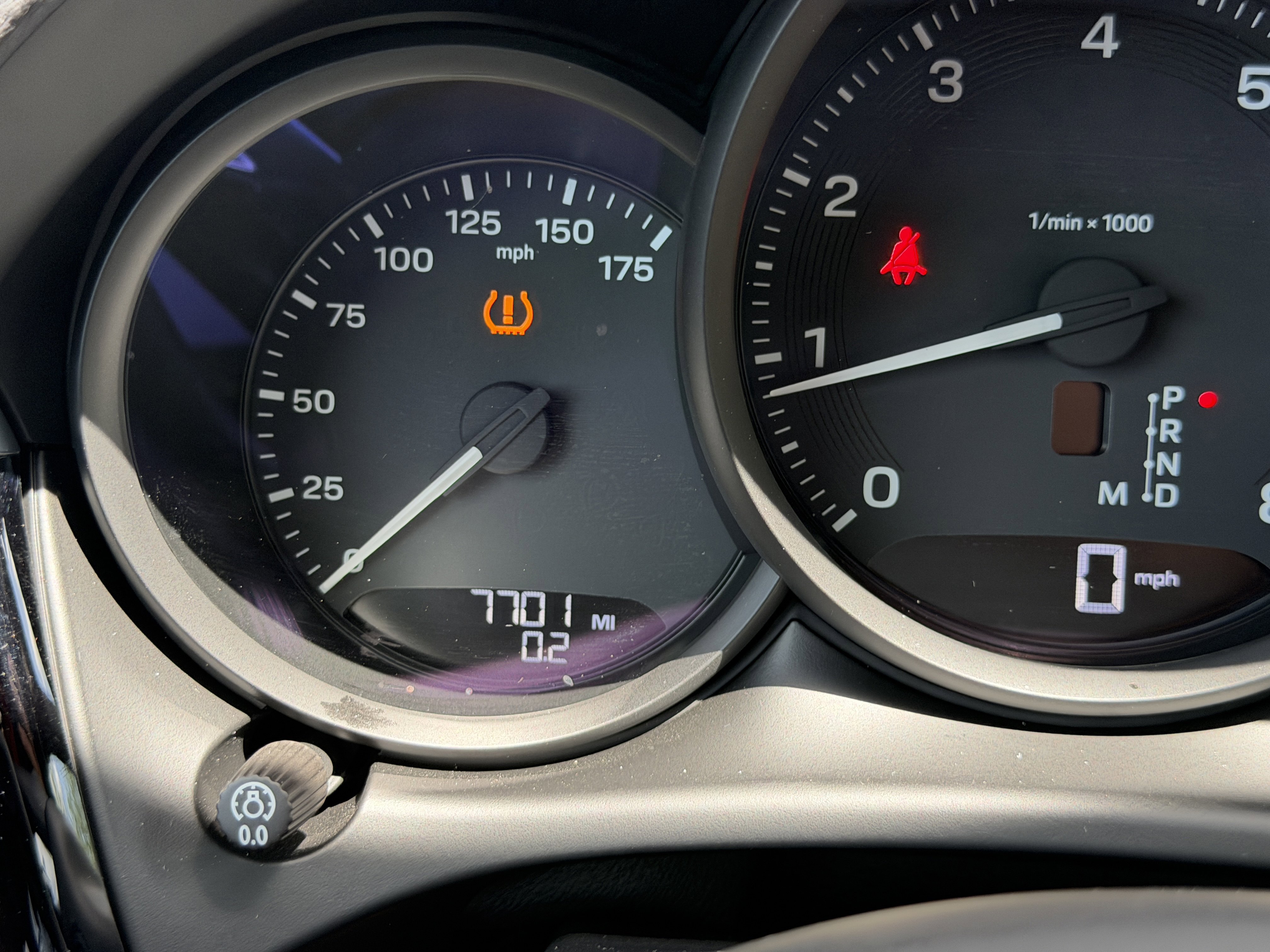 Certified 2025 Porsche Macan image 37