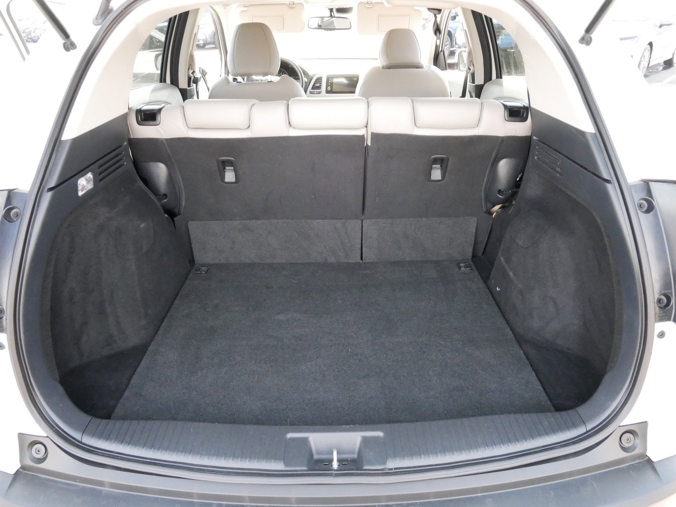 Used 2022 Honda HR-V EX-L image 19