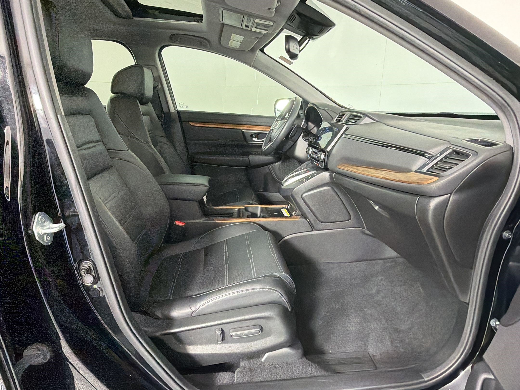 Certified 2021 Honda CR-V Touring image 25