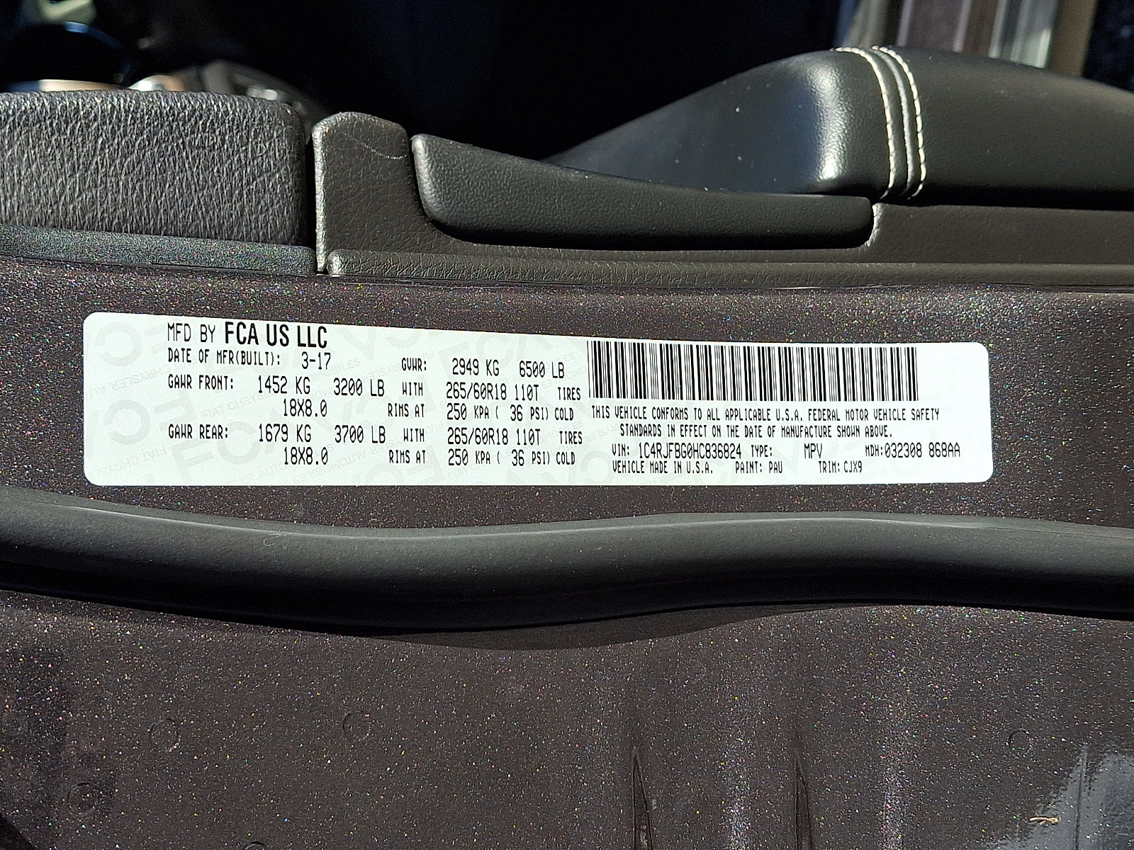 Used 2017 Jeep Grand Cherokee Limited AWD/4WD image 27
