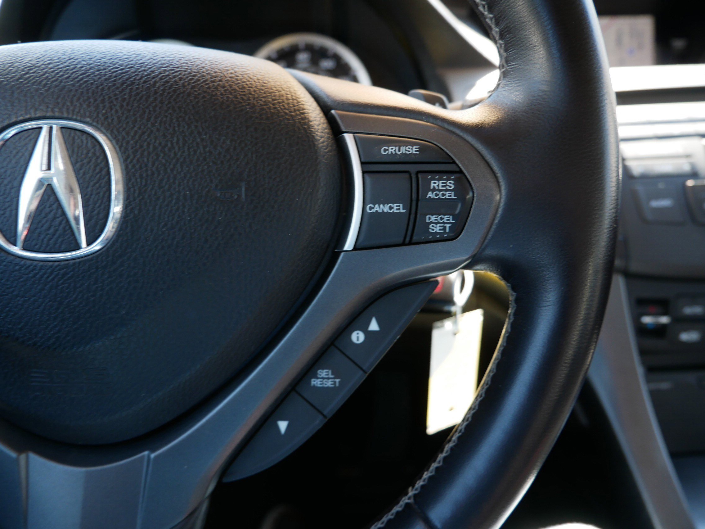 Used 2011 Acura TSX w/ Technology Package image 30