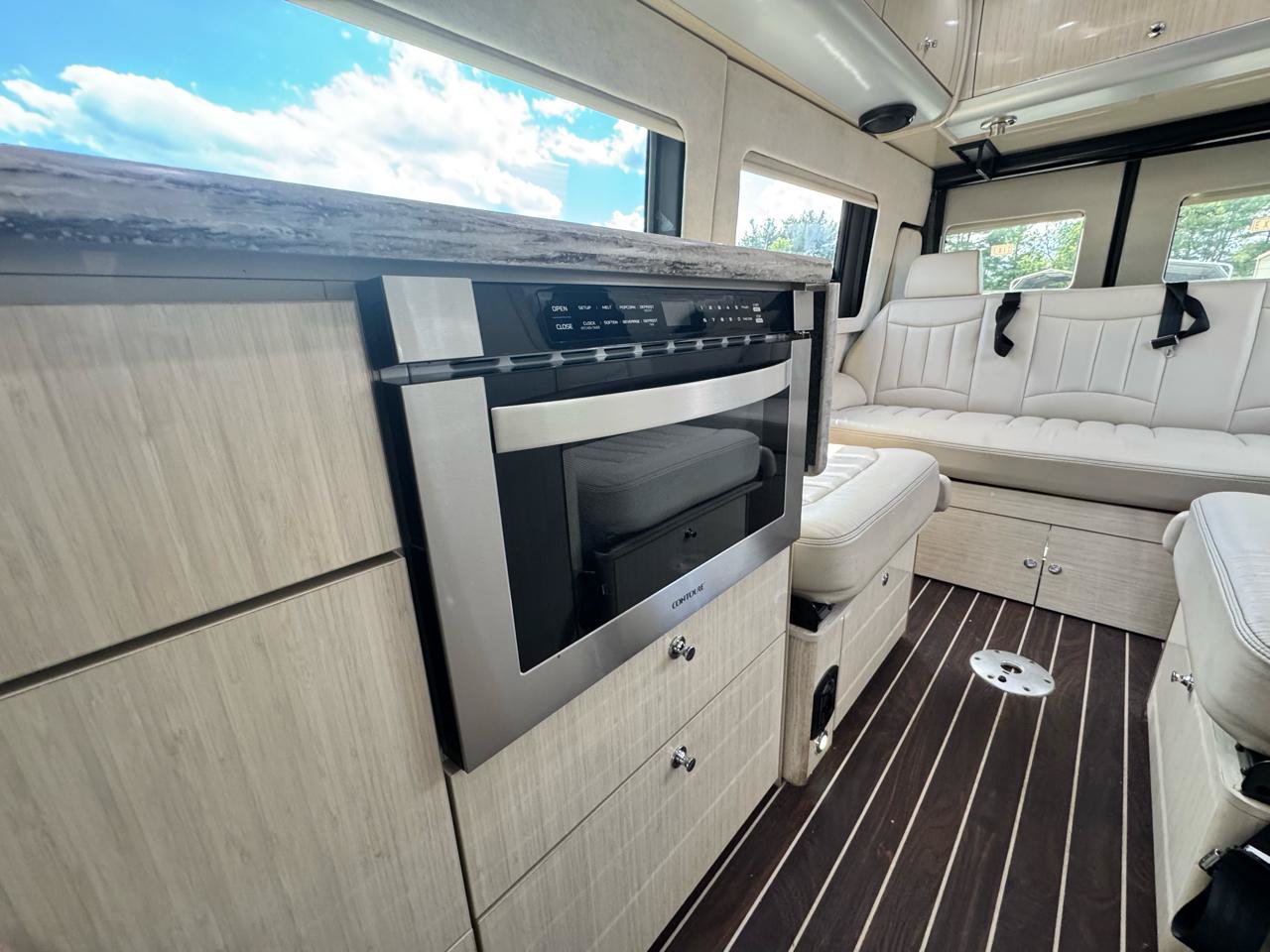 Used 2015 Mercedes-Benz Sprinter 3500 image 24