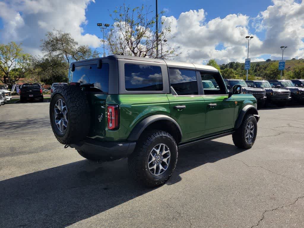 Used 2025 Ford Bronco Badlands image 5
