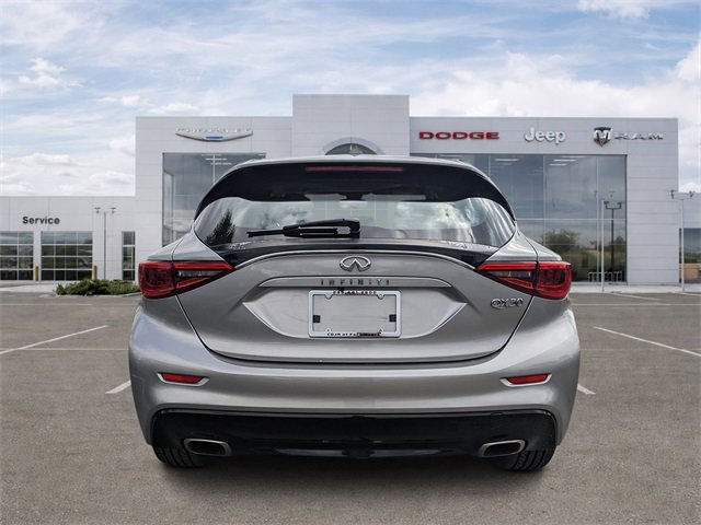 Used 2018 INFINITI QX30 image 4