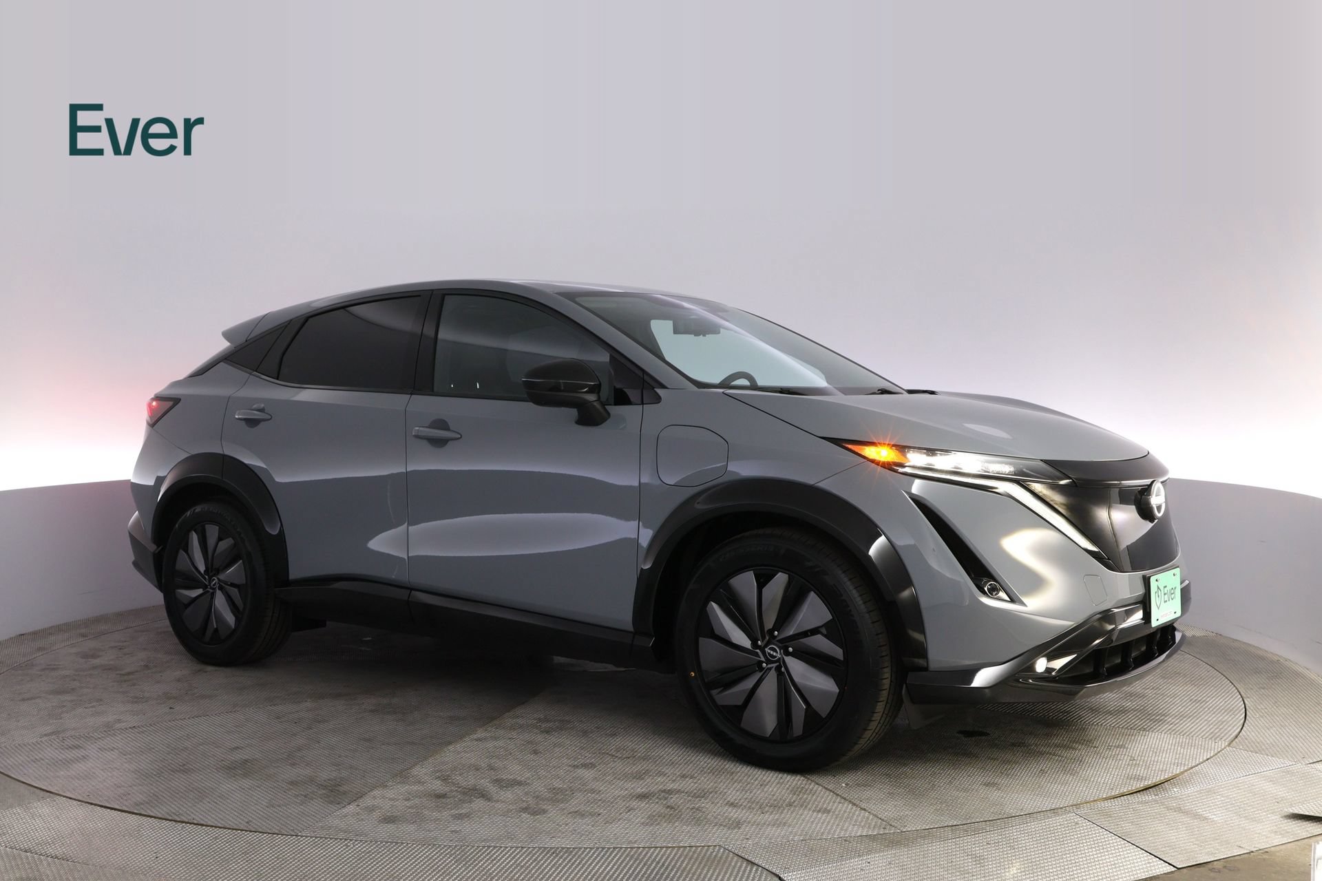 Used 2024 Nissan Ariya AWD image 14