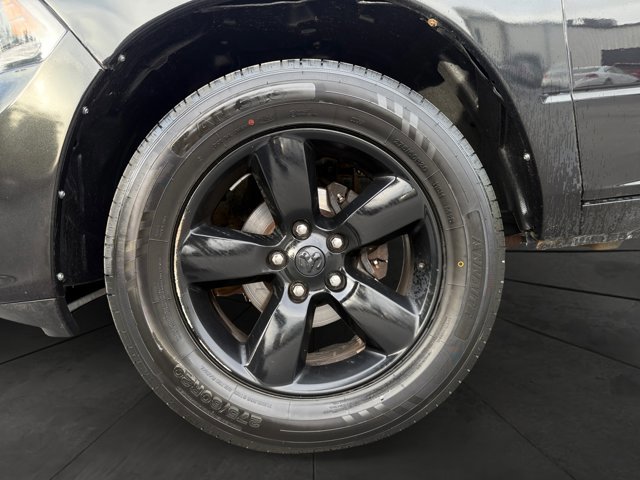 Used 2019 RAM 1500 Express w/ Wheel & Sound Group AWD/4WD image 9